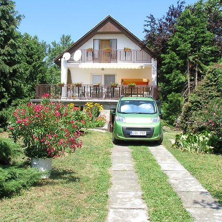 Ottó Nyaraló Révfülöp Exterior foto