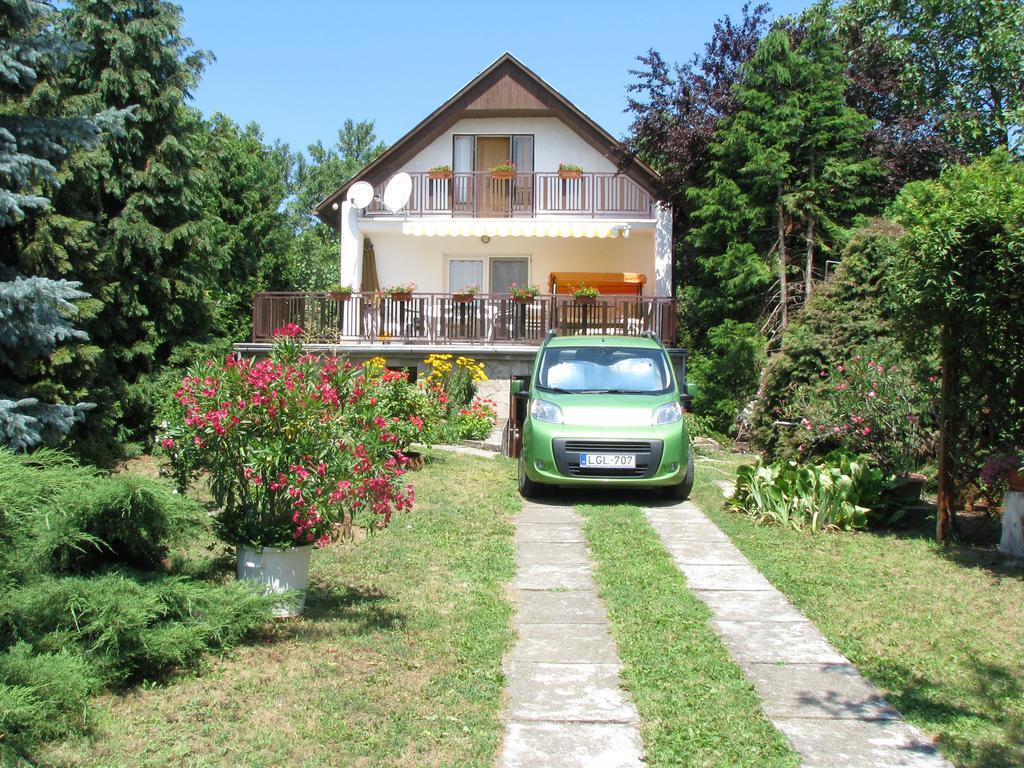 Ottó Nyaraló Révfülöp Exterior foto