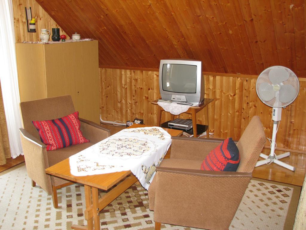 Ottó Nyaraló Révfülöp Exterior foto
